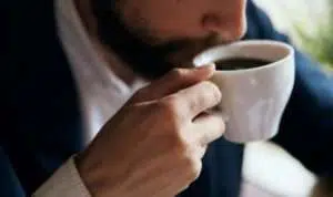 Wasapda! Minum Kopi saat Perut Anda Kosong