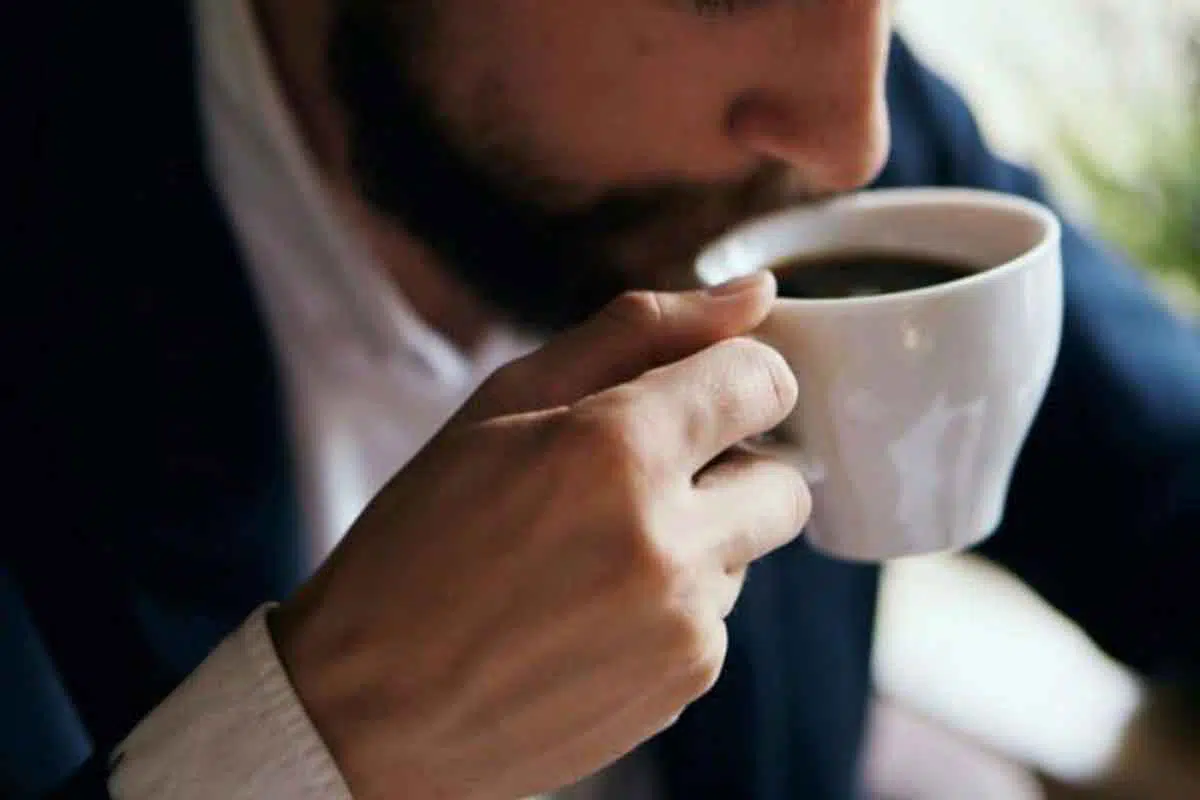 Wasapda! Minum Kopi saat Perut Anda Kosong