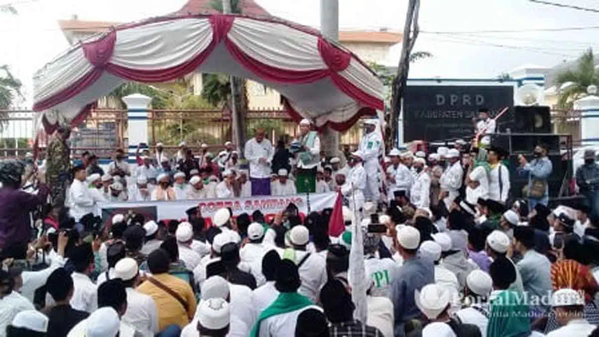 Tolak RUU HIP, Kiai dan Ulama Sampang Turun Aksi ke Kantor DPRD Sampang
