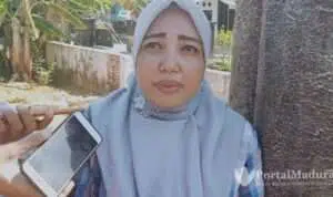 Sayap Pilar Pintu Gerbang Bekas Keraton Parsanga Sumenep Dirusak