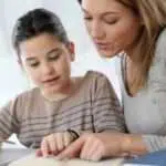 Haruskah Pembelajaran di Rumah Sama Dengan di Sekolah?