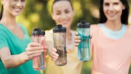 Cara Mencuci Botol Minuman yang Benar agar Tehindar dari Bakteri