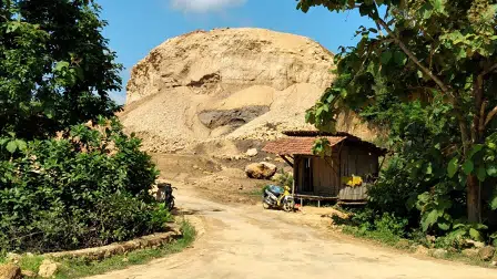 Galian C Tak Ada yang Berizin, Pemkab Pamekasan Lepas Tangan