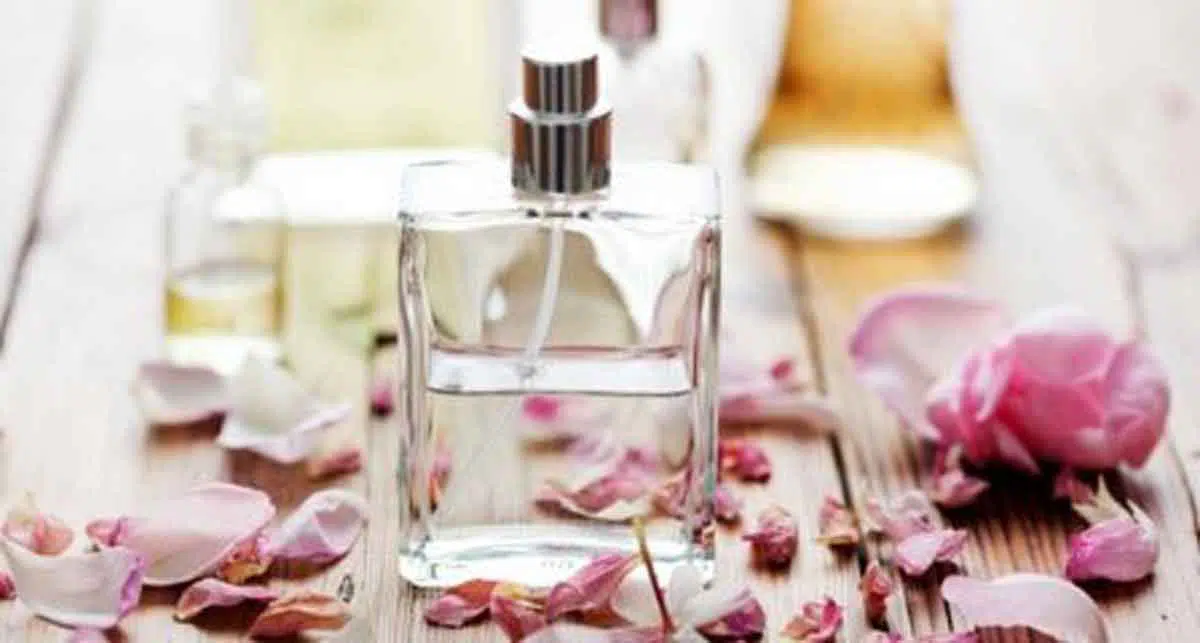 Ini Pahala Pakai Parfum Menurut Hadis