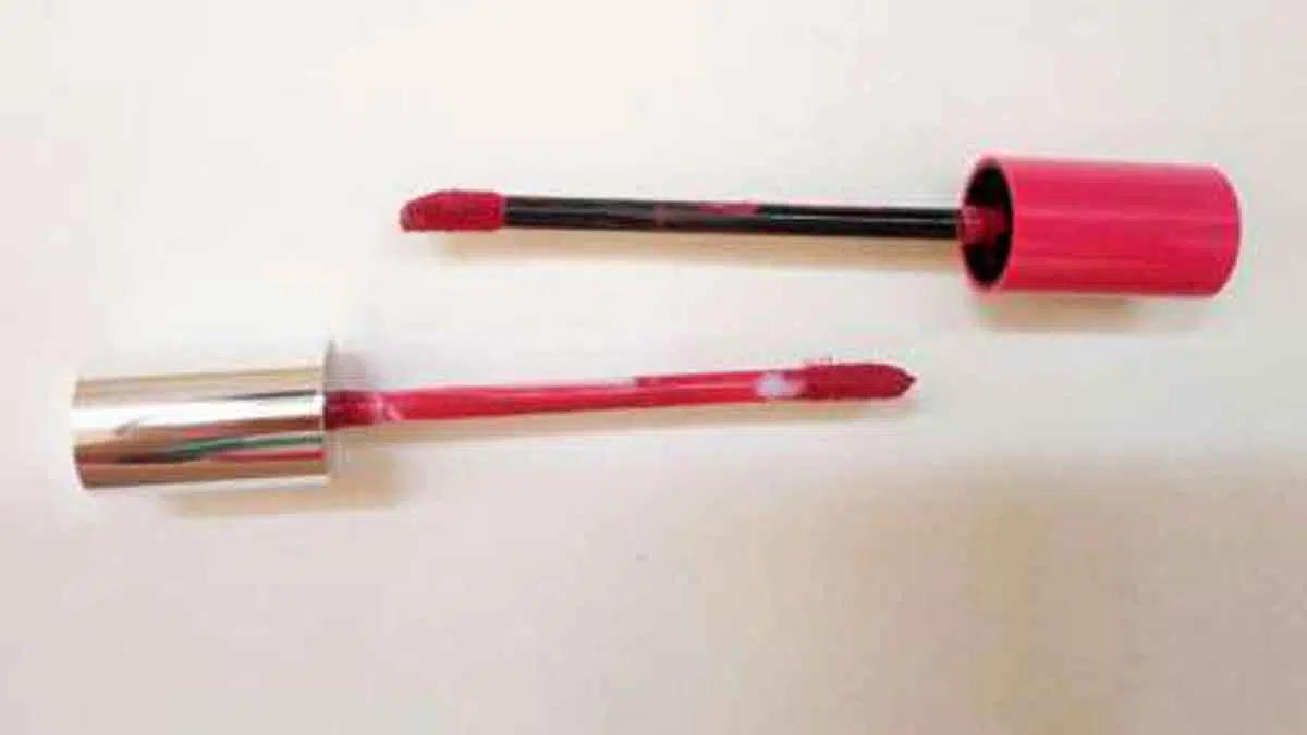 Jangan Sering Membuka dan Botol Lip Cream