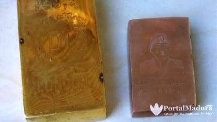 Pemulung Sumenep Temukan Tujuh Logam Diduga Emas Bergambar Soekarno