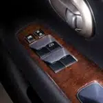 5 Cara Cegah ‘Power Window’ Biar Tak Cepat Rusak