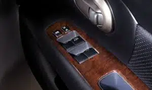 5 Cara Cegah 'Power Window' Biar Tak Cepat Rusak