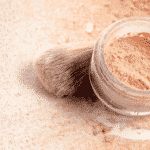 Ketahui 5 Manfaat Bedak Tabur
