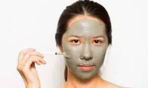 5 Bahaya Terlalu Sering Gunakan Masker Wajah