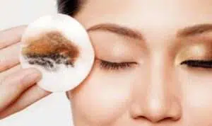 Cara Menghapus Maskara Waterproof dengan Mudah