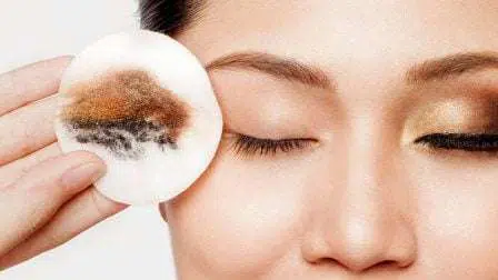 Cara Menghapus Maskara Waterproof dengan Mudah