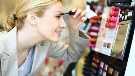 Tips Hemat Belanja Skincare dan Make Up