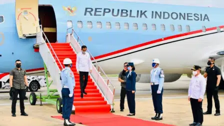 Tiba di Palangkaraya, Ada Yang Beda Heli Yang Digunakanan Jokowi