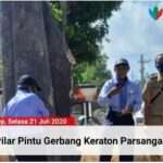 Video Pengrusakan Sayap Pilar Pintu Gerbang Keraton Parsanga Sumenep