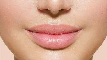 Melihat Kepribadian Berdasarkan Bentuk Bibir