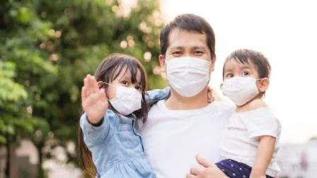 Memasuki New Normal, Ini Kesalahan Memakai Masker yang Sering Dilakukan