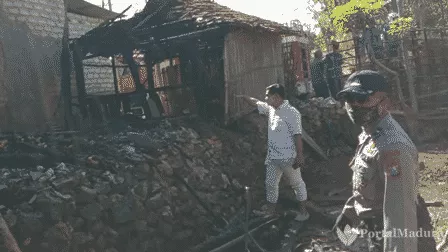 Kebakaran Kandang Sapi, Api Menjalar ke Rumah Warga Sumenep