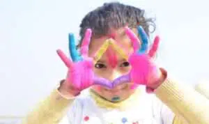 5 Cara Mudah Ajarkan Anak Mengenal Warna