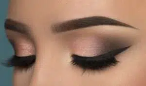 Trik Jitu Makeup Smokey Eyes Mempercantik Kaum Perempuan