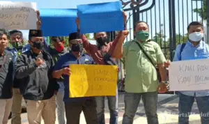 Seruan Moral, Wartawan di Pamekasan Aksi Solidaritas
