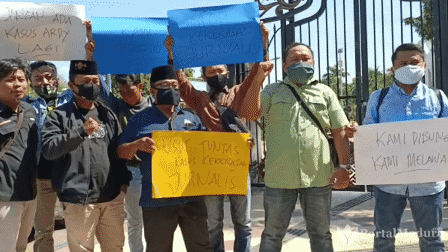 Seruan Moral, Wartawan di Pamekasan Aksi Solidaritas