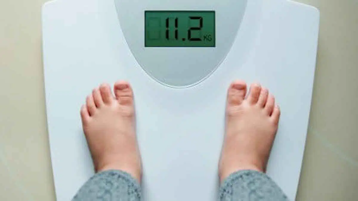 3 Cara Sehat Menurunkan Berat Badan Anak