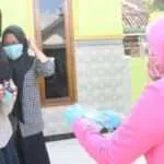 Gerakan Jatim Bermasker, Ibu Bhayangkari Sumenep & Persit Blusukan