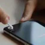 Cara Bersihkan Lensa Kamera HP