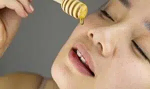 Manfaat Madu Untuk Bibir