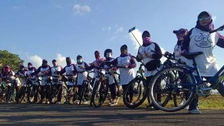 Terapkan Pola Hidup Sehat, Srikandi Sumenep Gowes Bareng