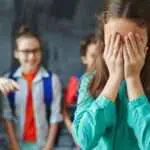 4 Cara Bantu Anak yang Jadi Korban Bullying di Sekolah