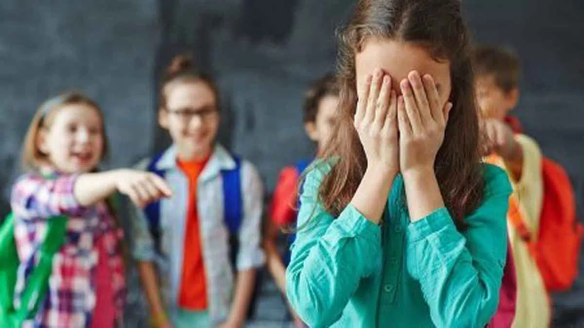 4 Cara Bantu Anak yang Jadi Korban Bullying di Sekolah