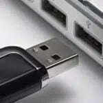 Kenapa Harus Safely Remove Saat Cabut Flashdisk dari Komputer? Berikut Penjelasannya