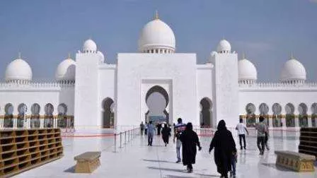 Adab Masuk Masjid Sesuai Sunnah Rasul - Portalmadura.com Adab Masuk Masjid Sesuai Sunnah Rasul
