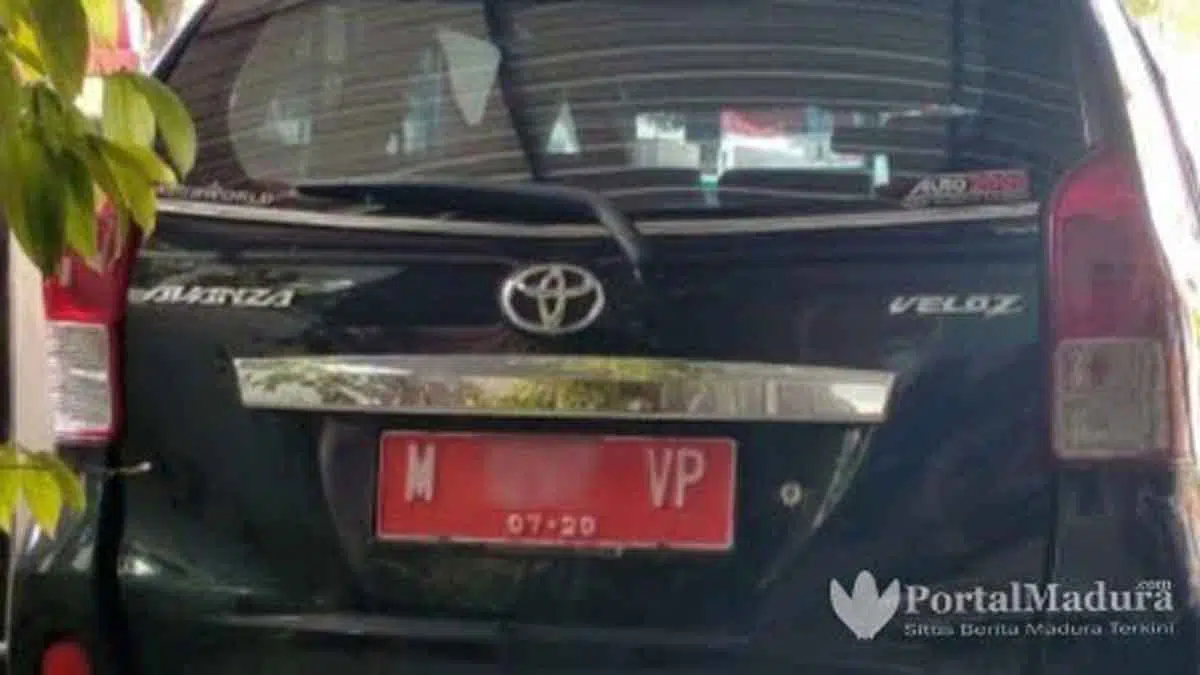 Salah satu mobil dinas yang belum bayar pajak (Ist)