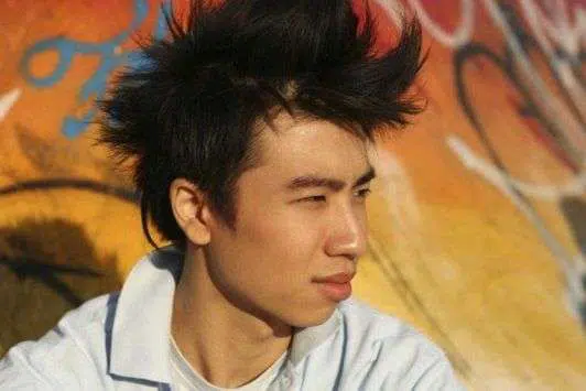 model rambut Mohawk Asian Style