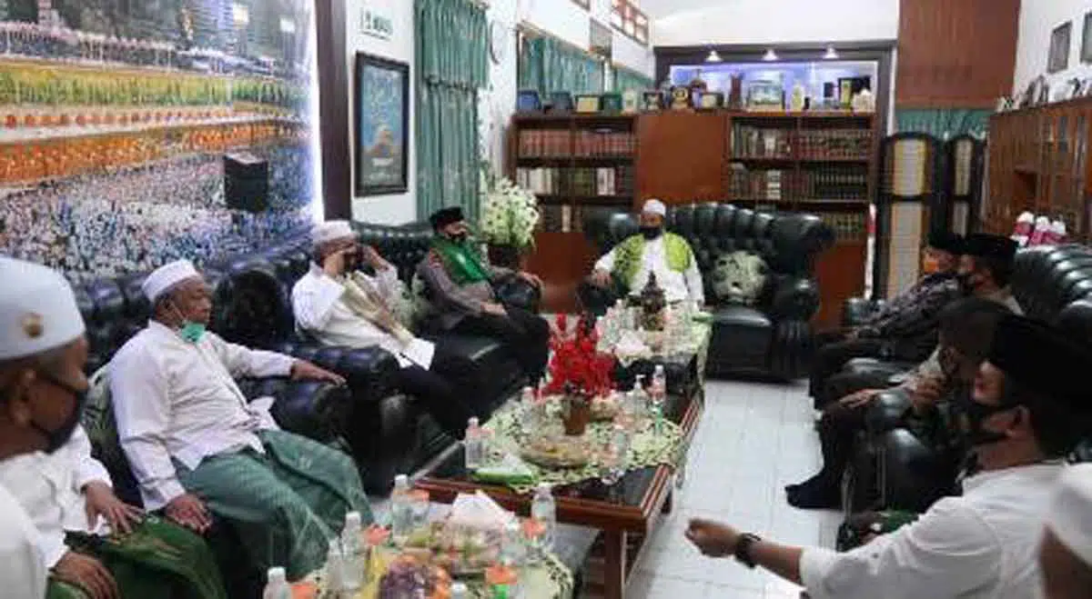 Kapolda Jawa Timur, Irjen Pol M. Fadil Imran di Ponpes Al-Amien Prenduan Sumenep (Foto. Taufikurrahman @portalmadura.com)