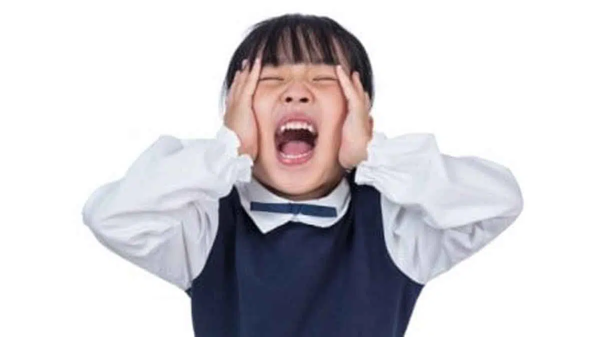 Cara Mengatasi Anak yang Takut dengan Suara Keras
