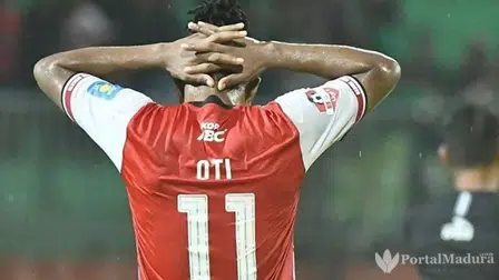 Oti Lepas, Renegosiasi Kontrak Bruno Matos Alot