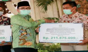Kembangkan Produk Lokal Melalui Desa Tematik, Bupati Pamekasan Akan Dirikan Toko Rakyat