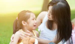 Pertolongan Pertama pada Anak yang Terkena Minyak Panas