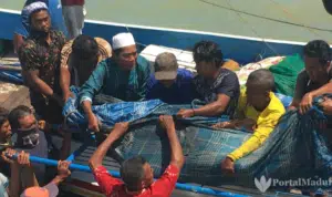 Nelayan Sumenep Ditemukan Wafat di Perairan Bunder Pamekasan