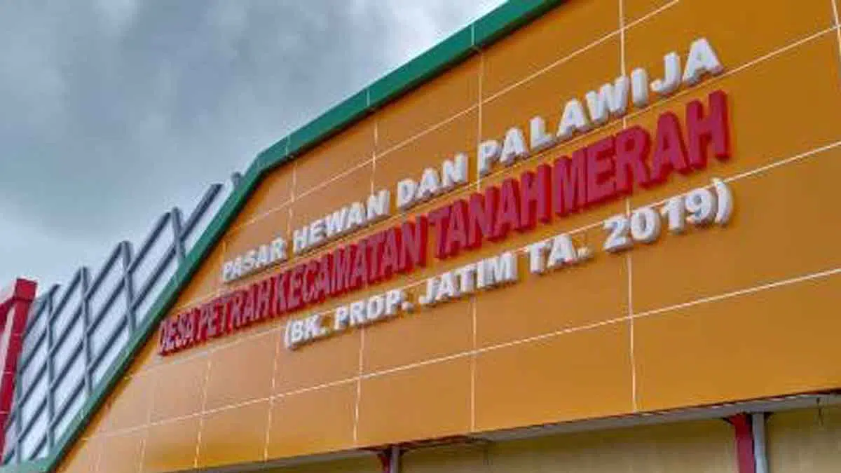 Proses pembangunan Pasar Tanah Merah Bangkalan (Foto. M Saed @portalmadura.com)