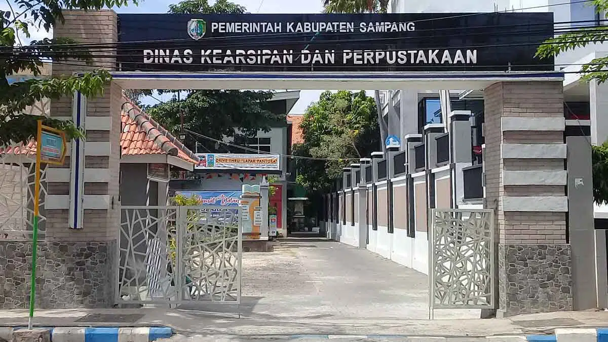 Kantor Dinas Kearsipan dan Perpustakaan Sampang (Rafi @portalmadura.com)