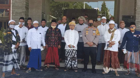 Polemik KCM, Lora Madura Datangi Mapolres Pamekasan