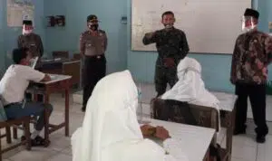 Ujicoba KBM Tatap Muka di Tiga Sekolah di Bangkalan