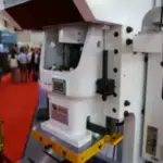 Aktivitas Manufaktur Indonesia Mulai Membaik