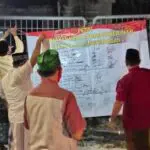 Terganggu Menara Tower, Warga Tarogan Bangkalan Pampang Petisi Penolakan