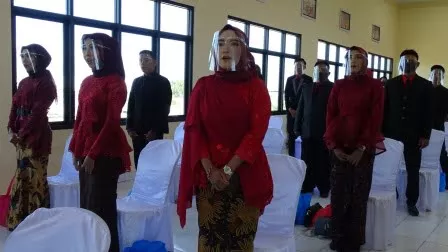Peserta Yudisium Fakultas Hukum Unija (Foto. Joni Suhartono @portalmadura.com)